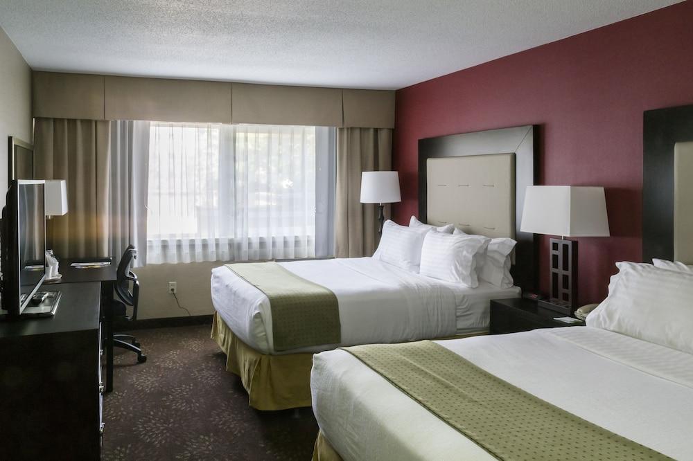 Holiday Inn Express Big Rapids By Ihg Eksteriør billede