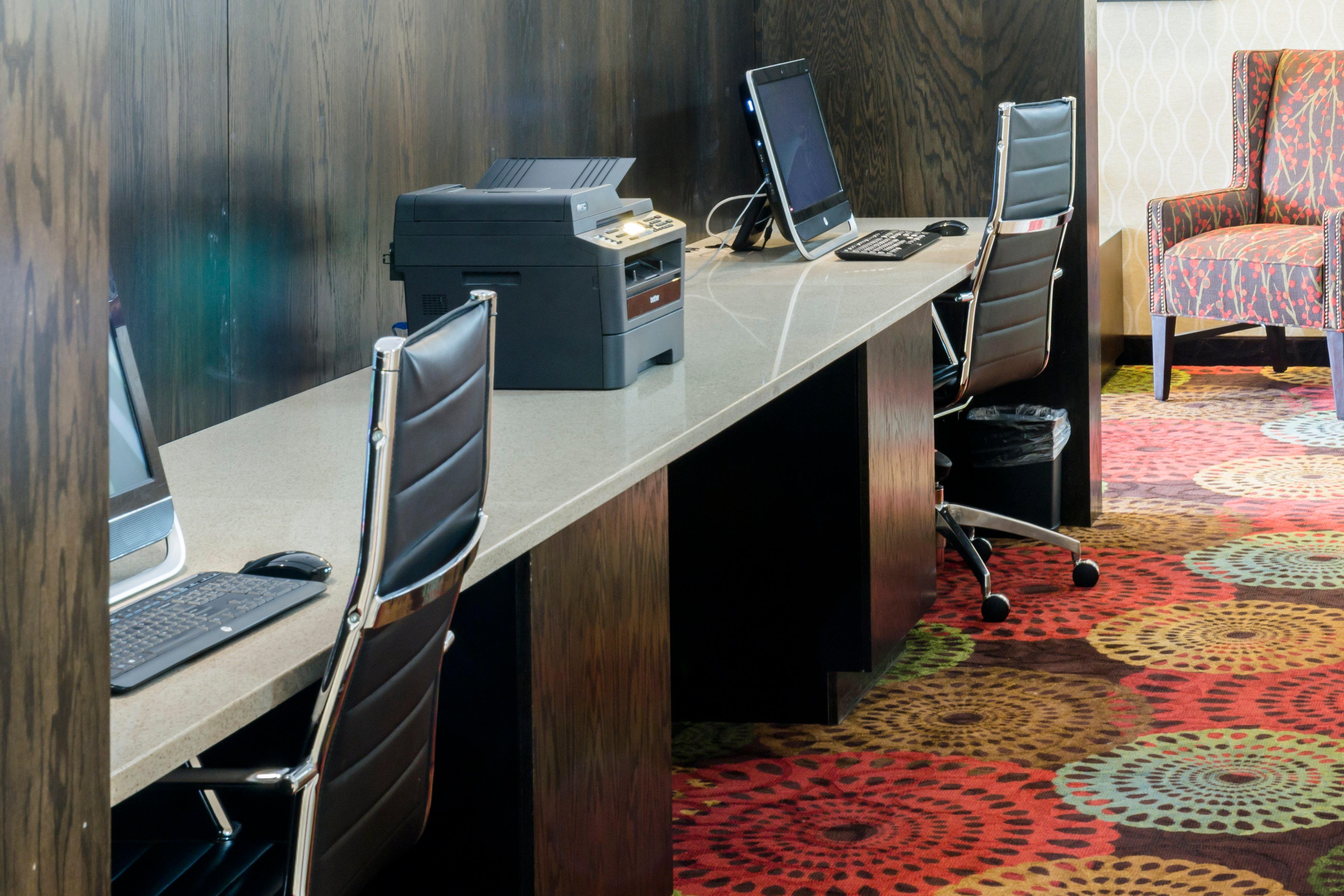 Holiday Inn Express Big Rapids By Ihg Eksteriør billede
